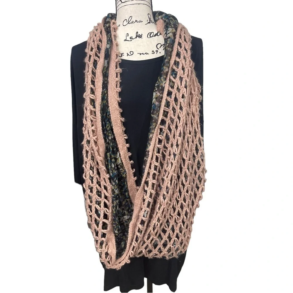 Urban Outfitters Pins & Needles Crochet Infinity Reversible Scarf